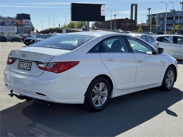 image-1, 2013 Hyundai i45 2.0 A6 at Christchurch