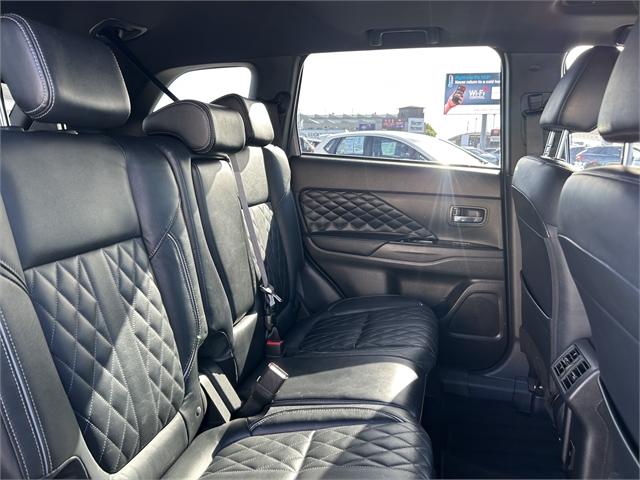 image-14, 2021 Mitsubishi Outlander VRX 4WD PHEV SILVER at Christchurch