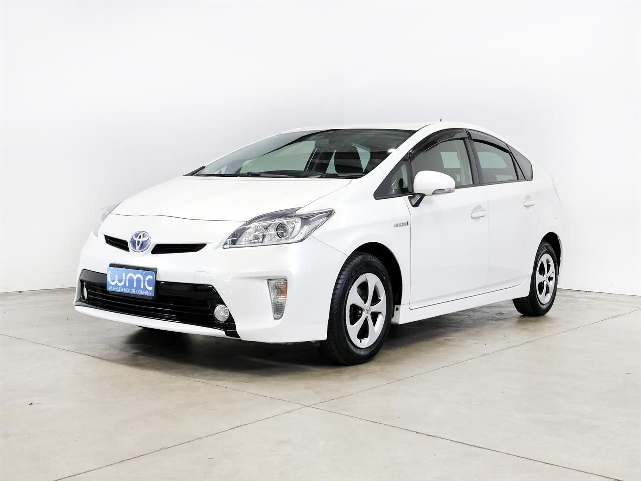 image-3, 2014 Toyota PRIUS 1.8lt Hybrid G-Package at Christchurch