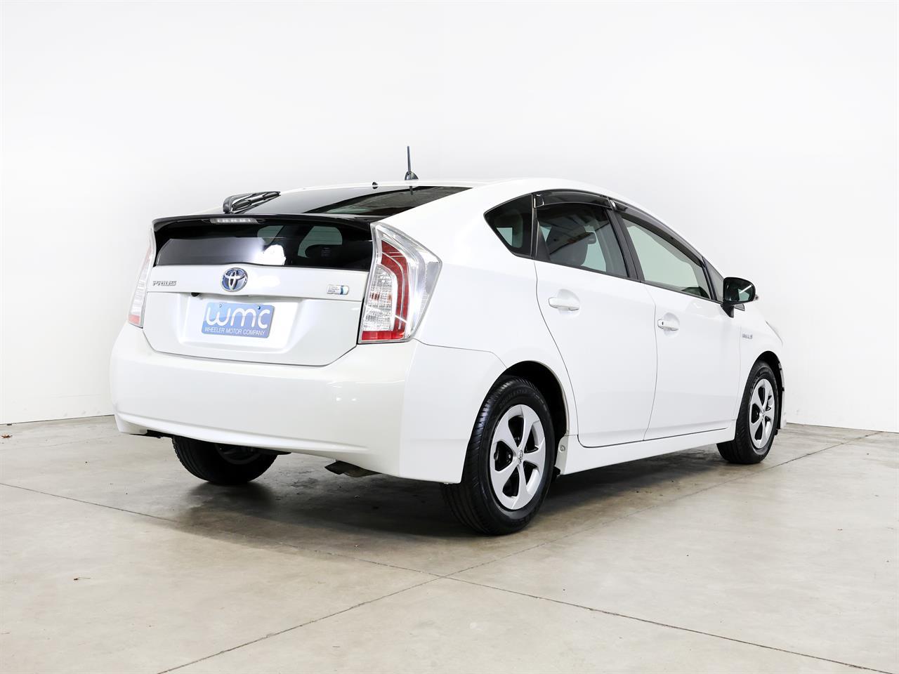 image-7, 2014 Toyota PRIUS 1.8lt Hybrid G-Package at Christchurch