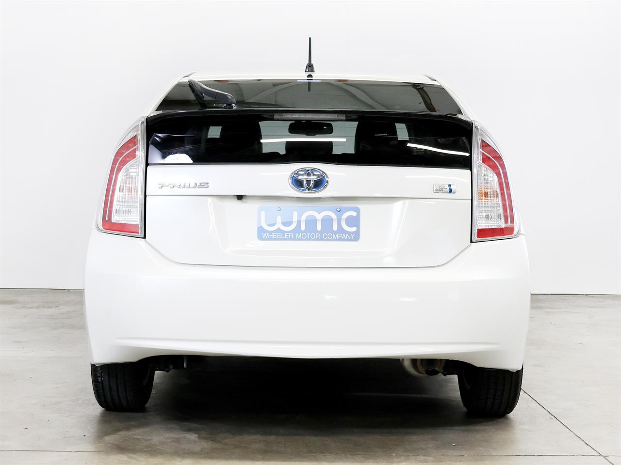 image-6, 2014 Toyota PRIUS 1.8lt Hybrid G-Package at Christchurch