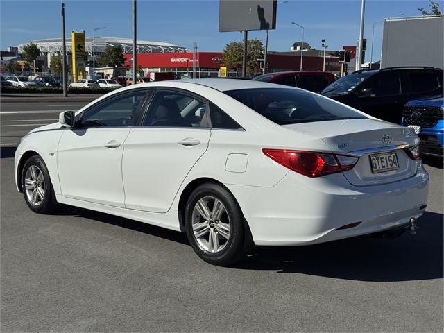 image-2, 2013 Hyundai i45 2.0 A6 at Christchurch