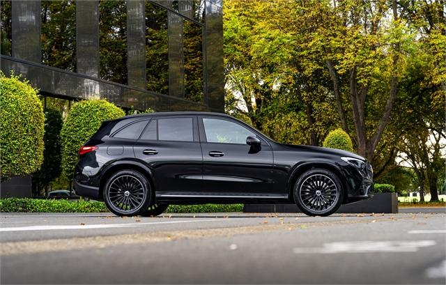 image-1, 2025 MercedesBenz GLC 300 4MATIC MILD HYBRID SUV at Christchurch