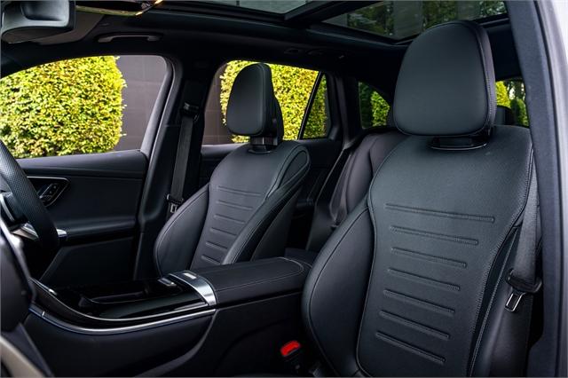 image-19, 2025 MercedesBenz GLC 300 4MATIC MILD HYBRID SUV at Christchurch