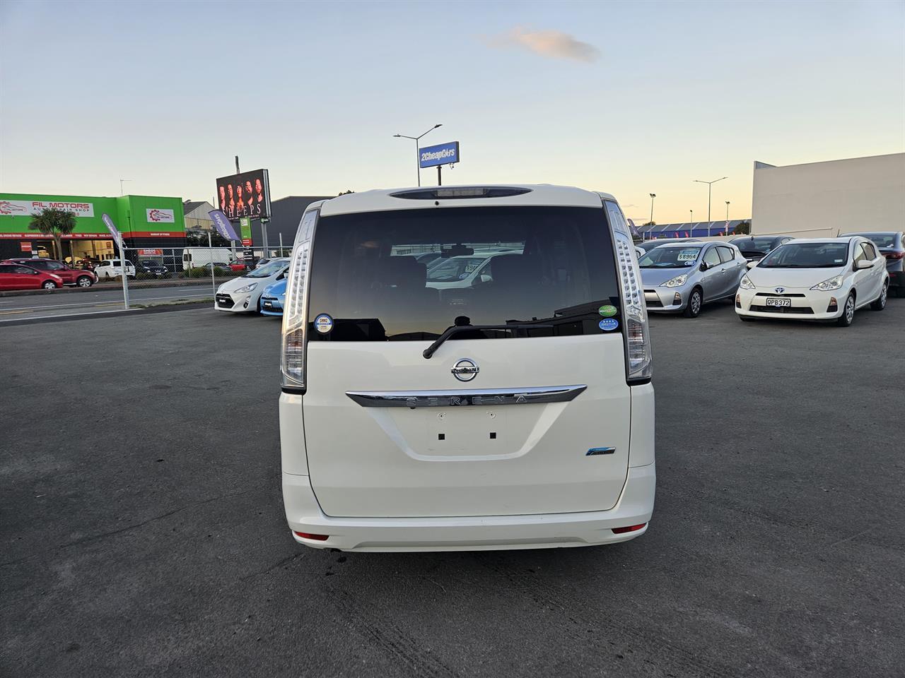 image-15, 2014 Nissan Serena Hybrid at Christchurch