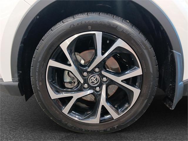image-8, 2020 Toyota C-HR 1.2PT at Dunedin