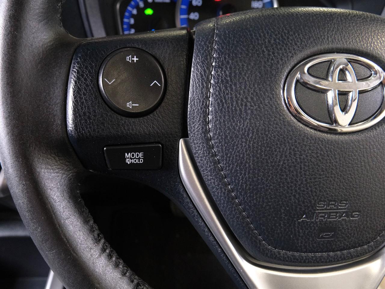 image-11, 2014 Toyota Corolla Fielder Hybrid G 'Aero Tourer' at Christchurch