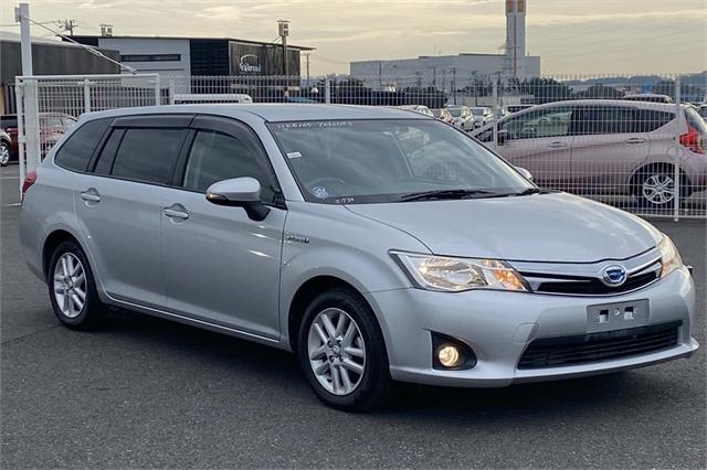 image-0, 2014 Toyota Corolla Fielder at Waimakariri