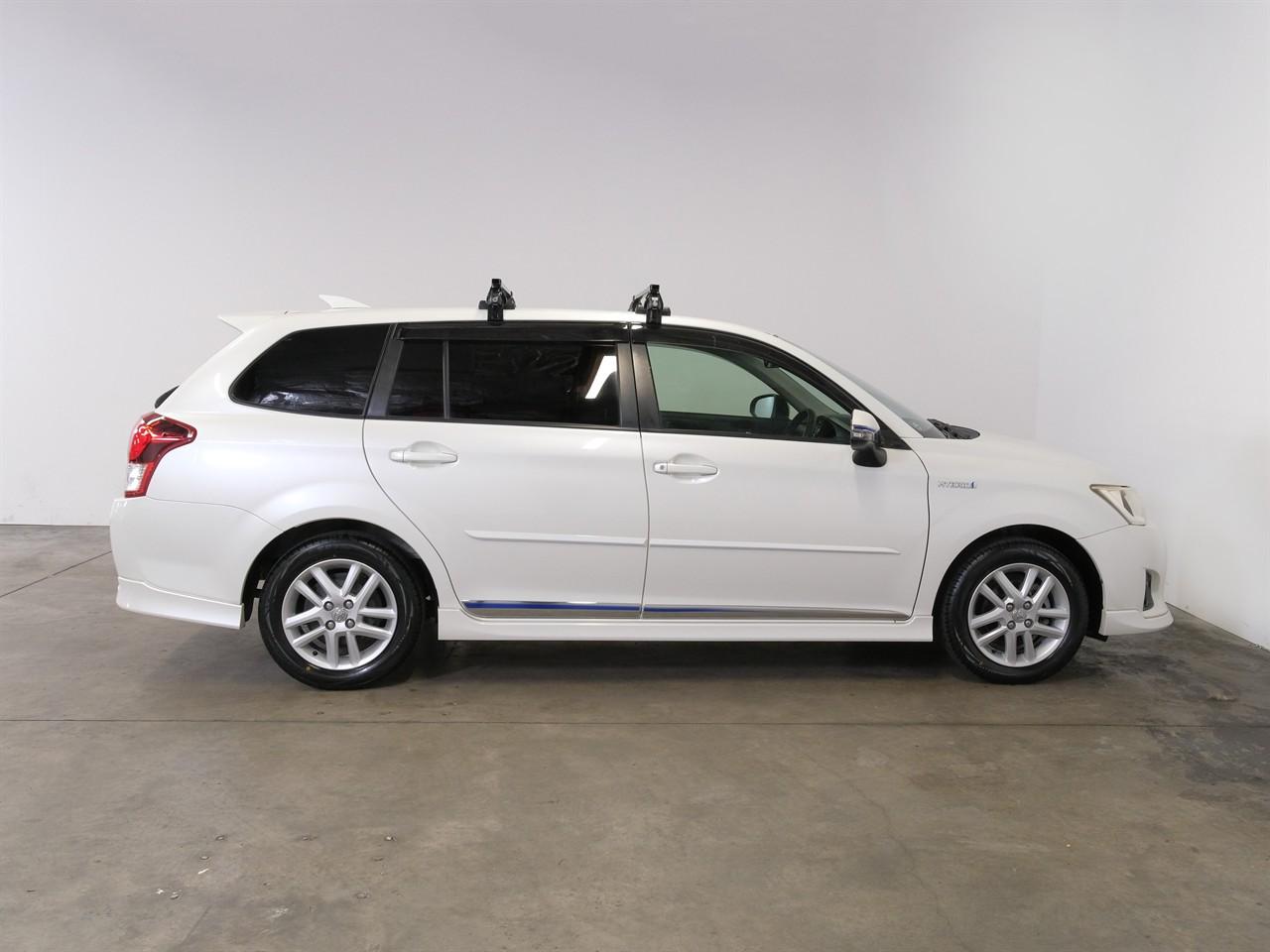 image-9, 2014 Toyota Corolla Fielder Hybrid G 'Aero Tourer' at Christchurch