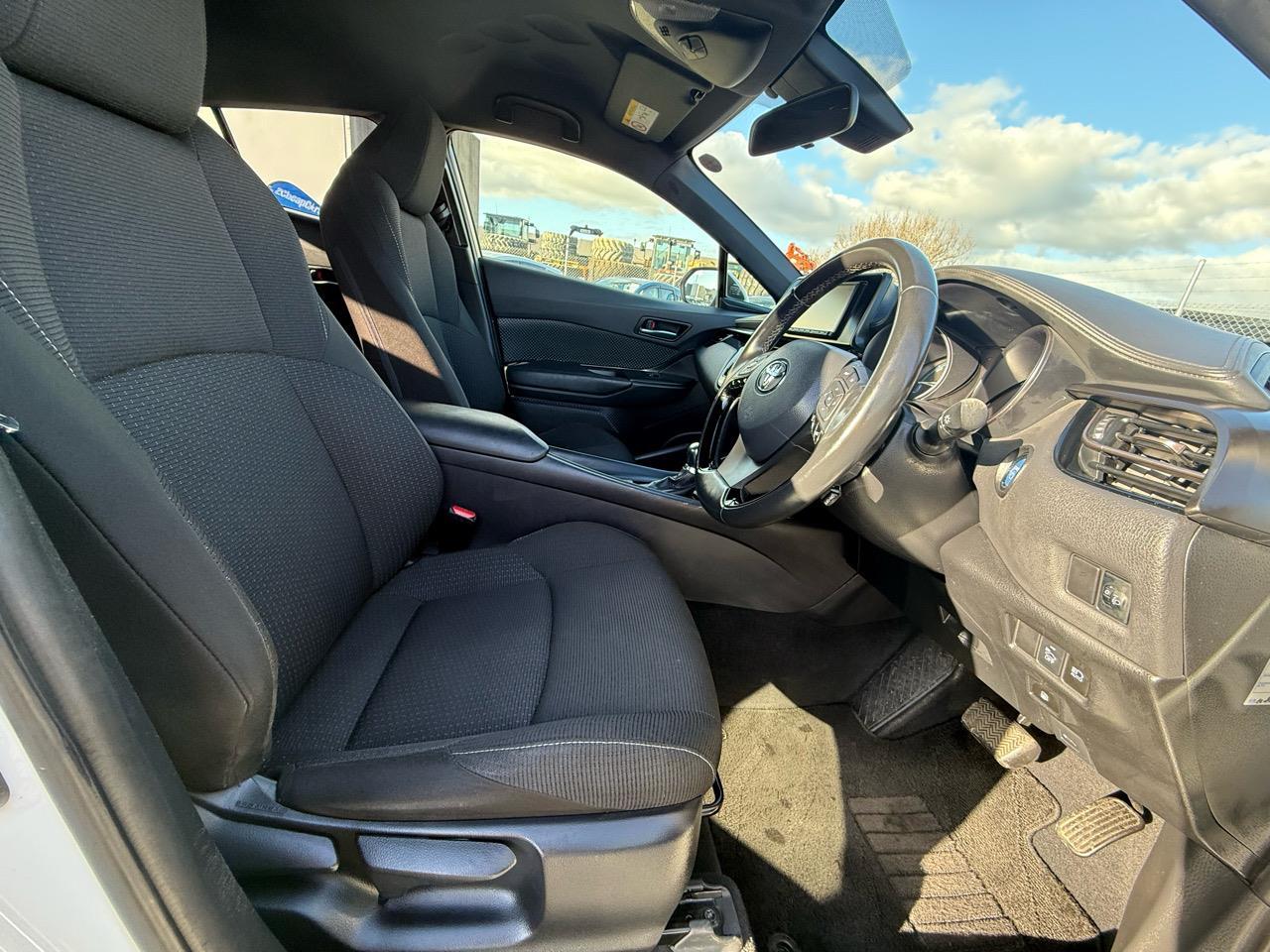 image-15, 2017 Toyota C-HR HYBRID S at Christchurch