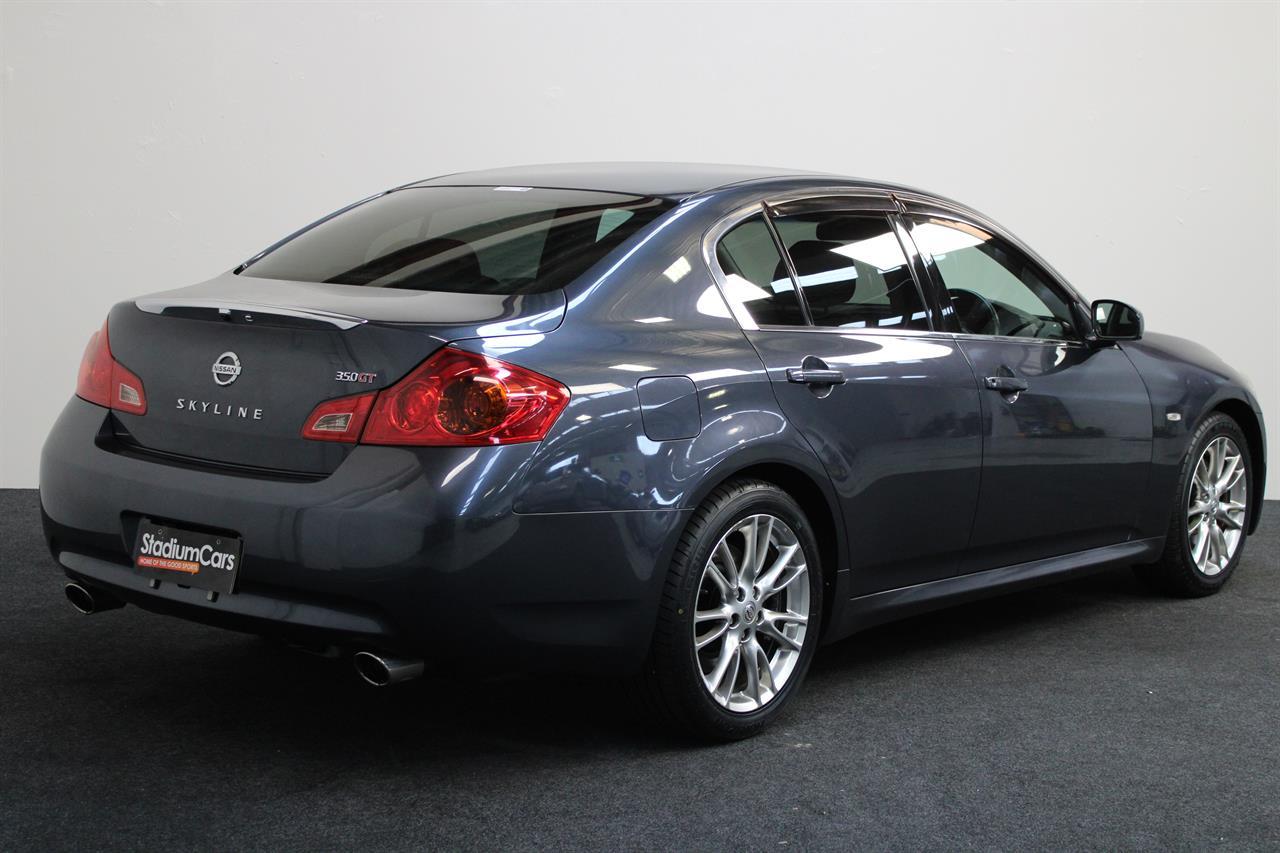 Nissan skyline 2008