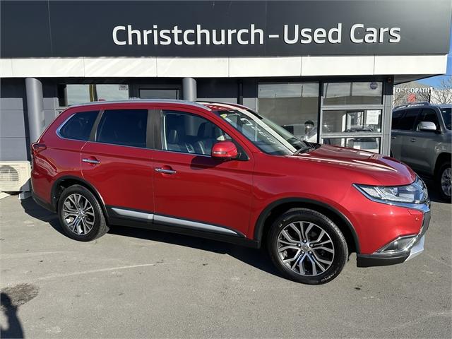 image-0, 2017 Mitsubishi Outlander Vrx 2.4P/4Wd at Christchurch