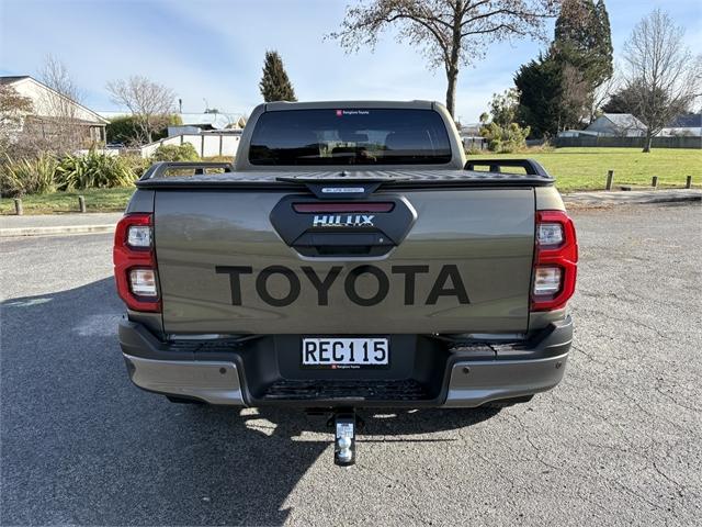 image-4, 2025 Toyota Hilux SR5 Cruiser 2.8DT Hybrid 6AT 4WD at Waimakariri