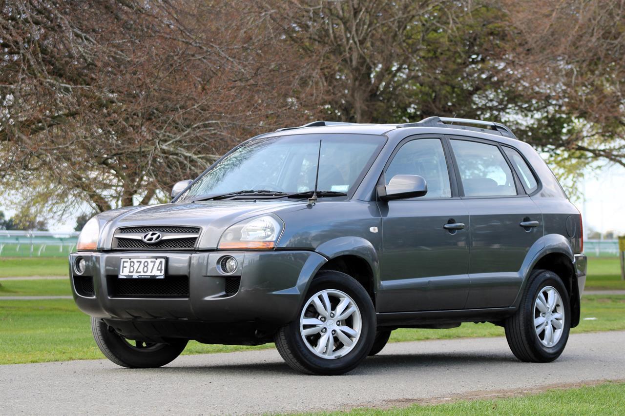 image-2, 2009 Hyundai Tucson at Christchurch