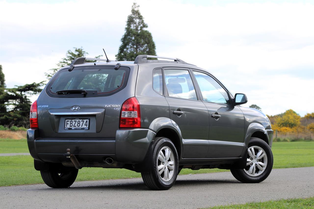 image-5, 2009 Hyundai Tucson at Christchurch