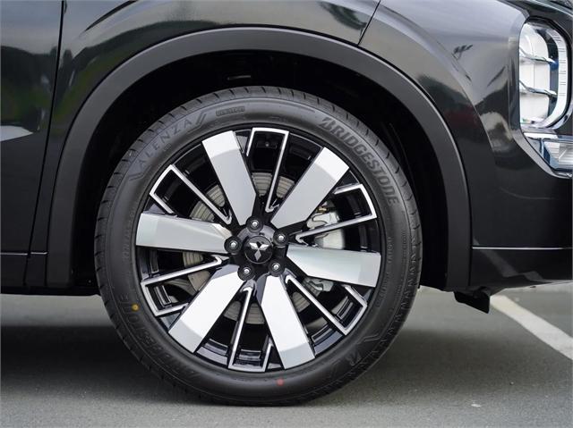 image-3, 2025 Mitsubishi Outlander 2.5P VRX 4WD CVT at Dunedin