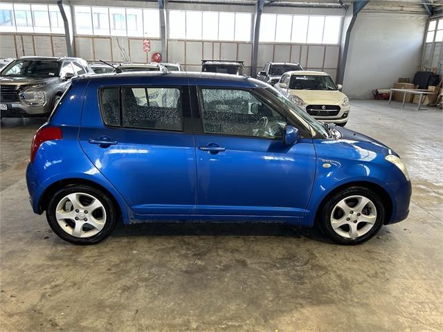 image-5, 2005 Suzuki Swift GLX 1.5P MANUAL at Invercargill