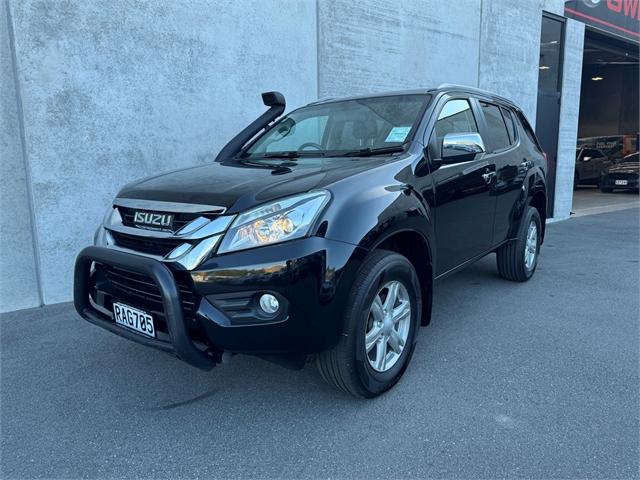 image-0, 2016 Isuzu MU-X 4WD Auto 2.0D/4WD/5A at Dunedin