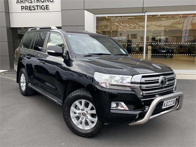 2017 Toyota Land Cruiser 200 Series Vx Limited On Handshake