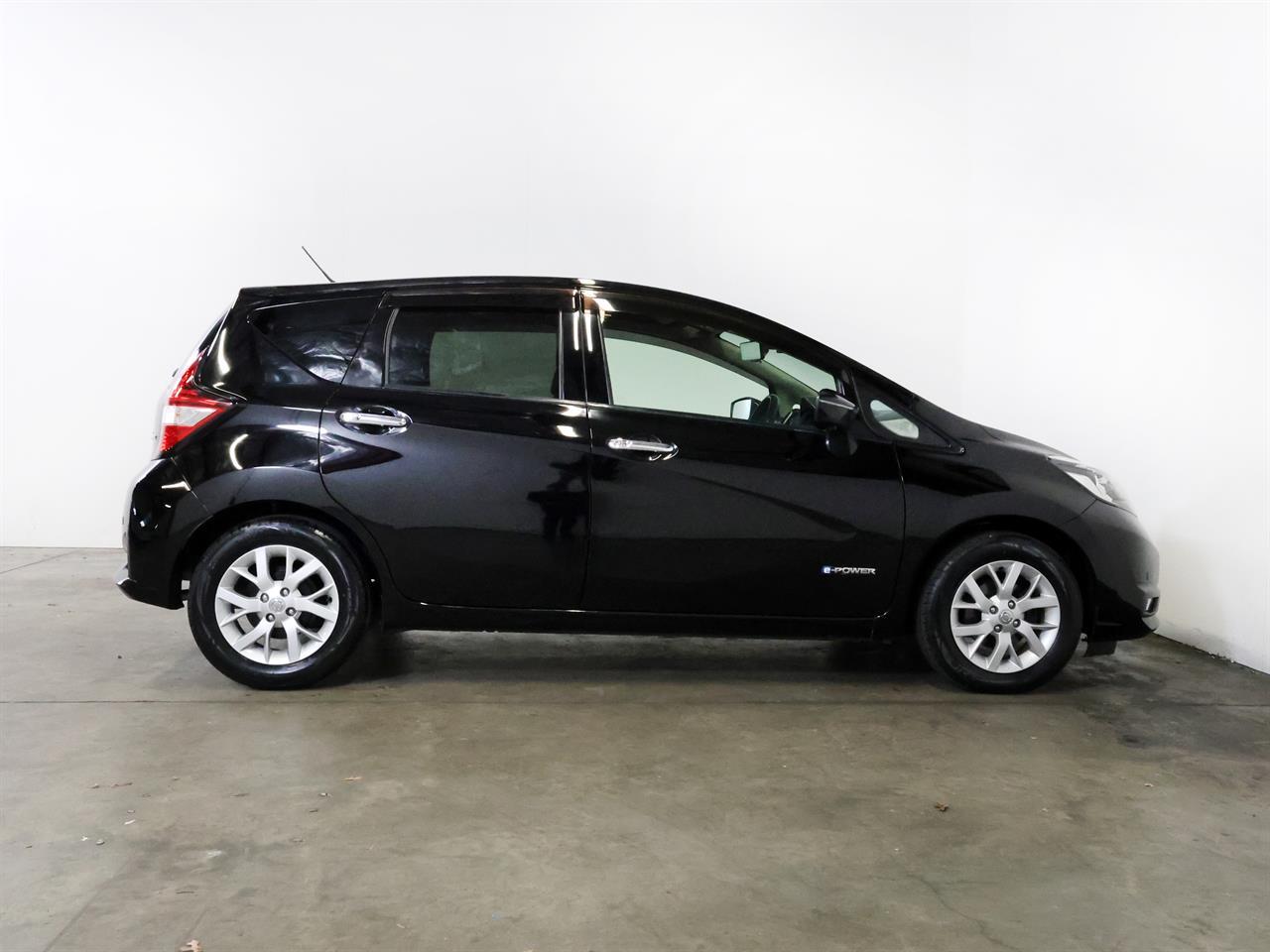 image-9, 2017 Nissan Note e-POWER Medalist at Christchurch