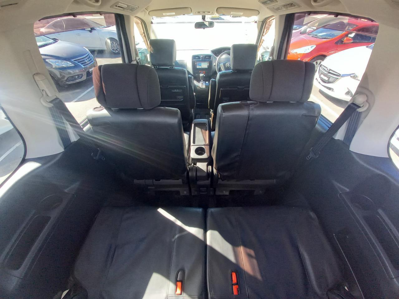 image-12, 2012 Nissan Serena at Christchurch