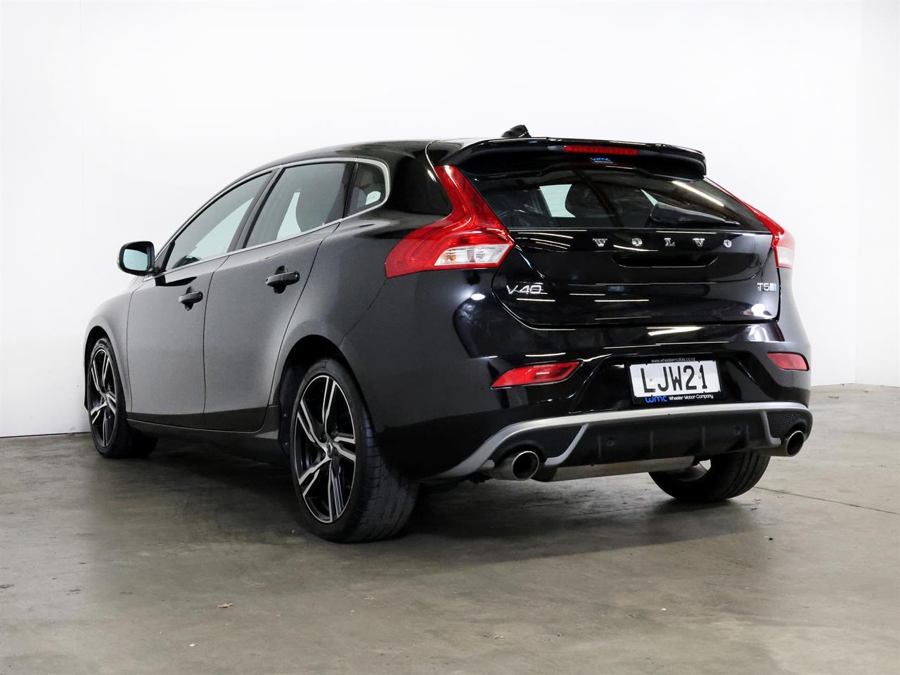 image-5, 2018 Volvo V40 T5 R-Design 'NZ New' at Christchurch