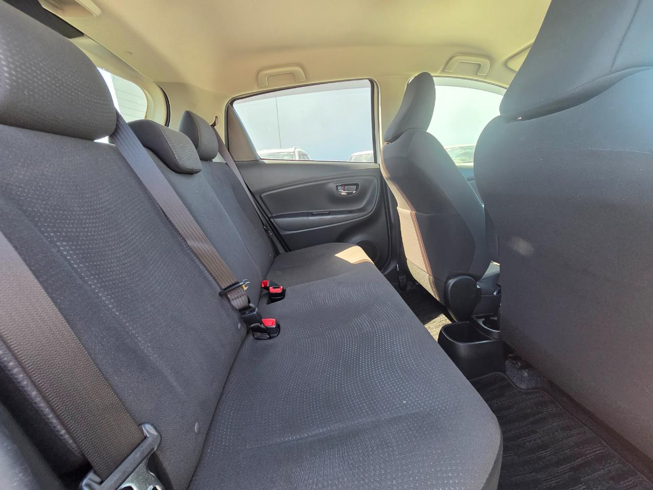 image-16, 2016 Toyota Vitz U at Christchurch