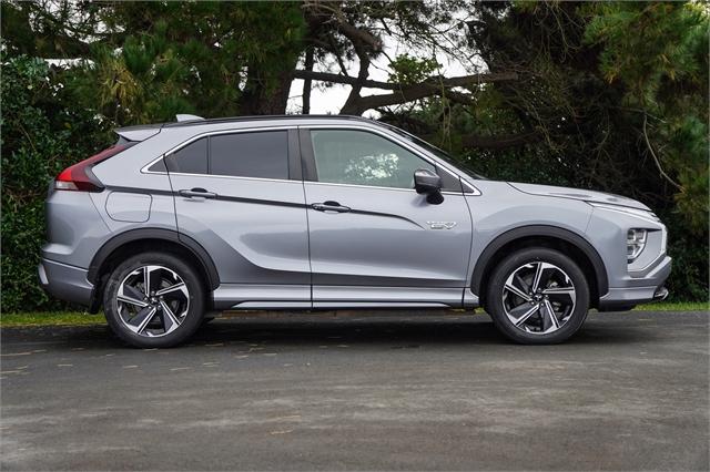 image-1, 2022 Mitsubishi Eclipse Cross PHEV VRX 4x4 auto at Dunedin