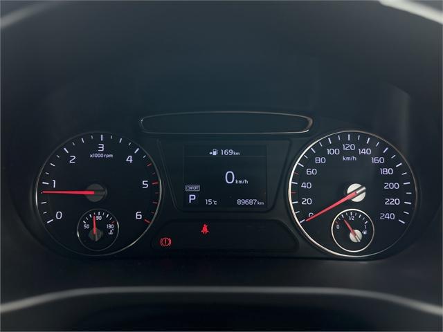 image-8, 2018 Kia Sorento EX 2.2DT WHITE at Christchurch