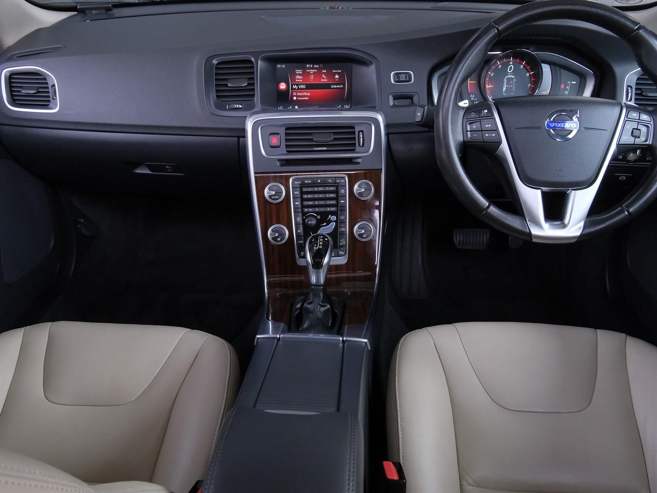 image-10, 2018 Volvo V60 T5 'Classic' at Christchurch