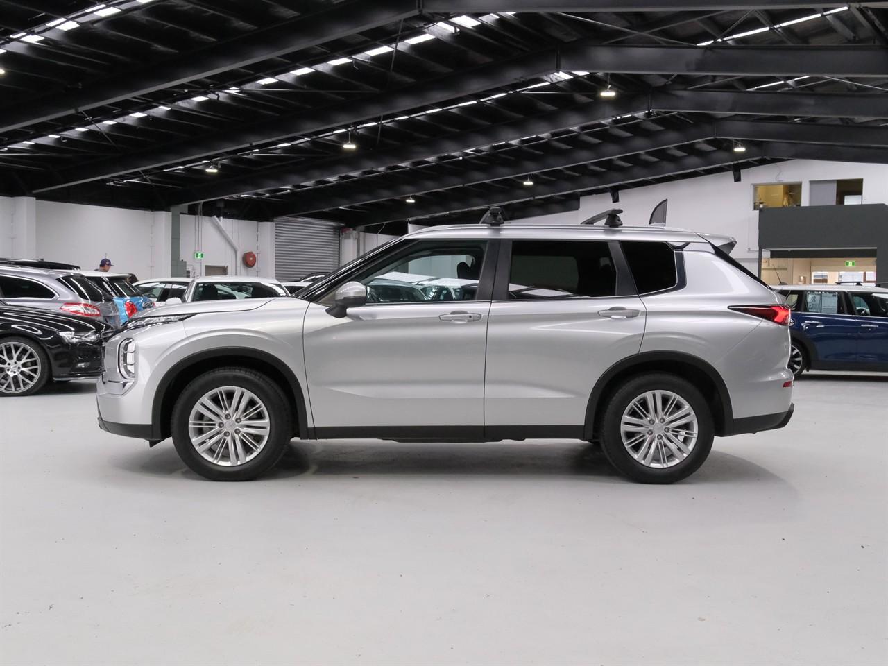 image-4, 2023 Mitsubishi Outlander LS 2.5lt 4WD 'NZ New' at Christchurch