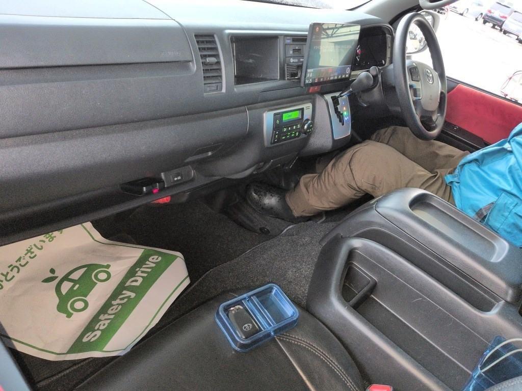 image-5, 2021 Toyota Hiace 12 Seat 2.8TD GL Minibus at Christchurch