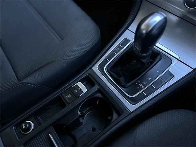 image-11, 2014 Volkswagen Golf TSI COMFORTLINE RED at Christchurch