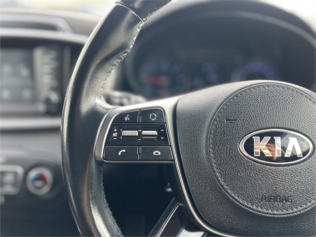 image-6, 2018 Kia Sorento EX 2.2DT WHITE at Christchurch