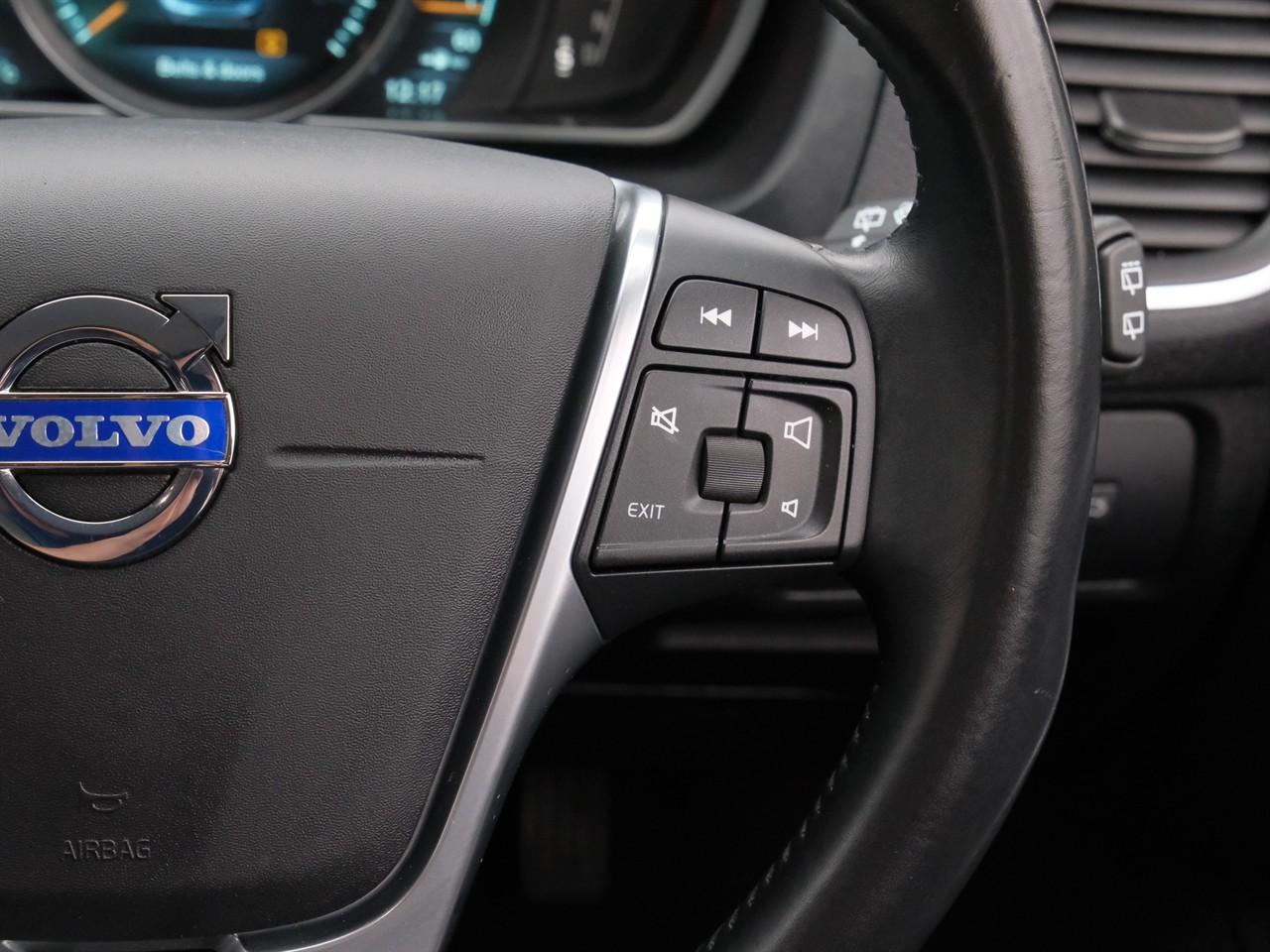 image-12, 2014 Volvo V40 T4 SE at Christchurch