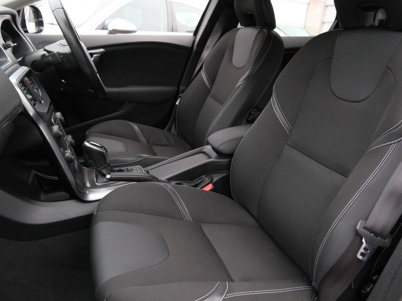 image-17, 2014 Volvo V40 T4 SE at Christchurch