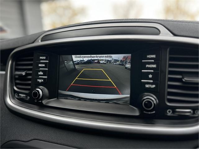 image-9, 2018 Kia Sorento EX 2.2DT WHITE at Christchurch