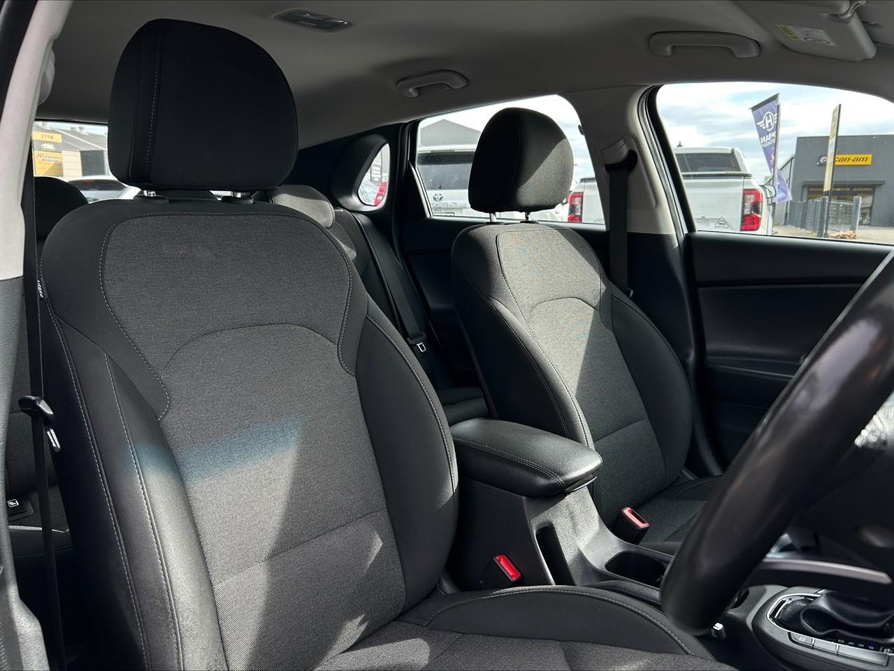 image-11, 2021 Hyundai i30 PDE 1.5 HATCH 1.5P at Waimakariri