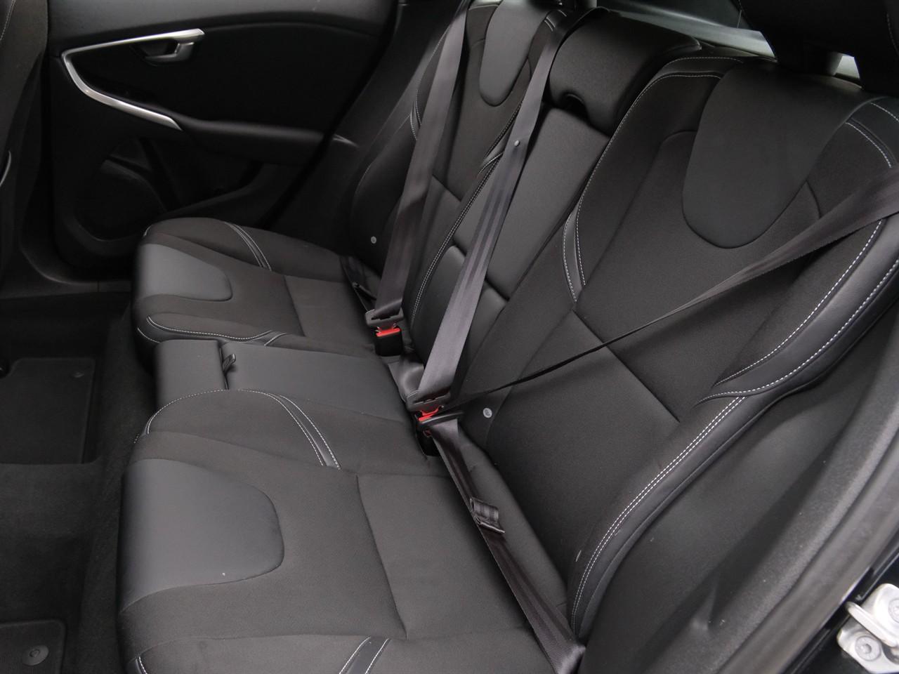 image-18, 2014 Volvo V40 T4 SE at Christchurch