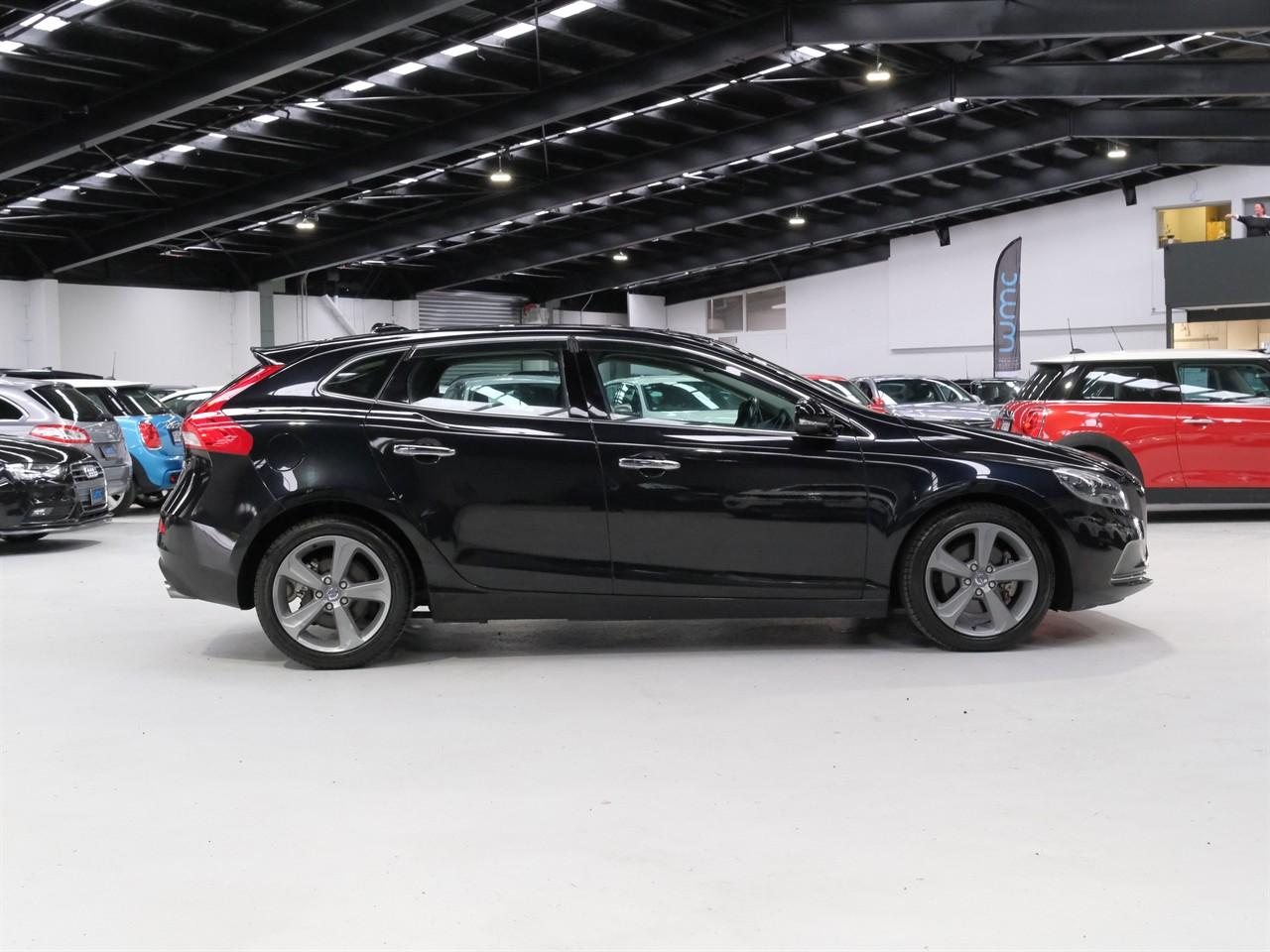 image-9, 2014 Volvo V40 T4 SE at Christchurch