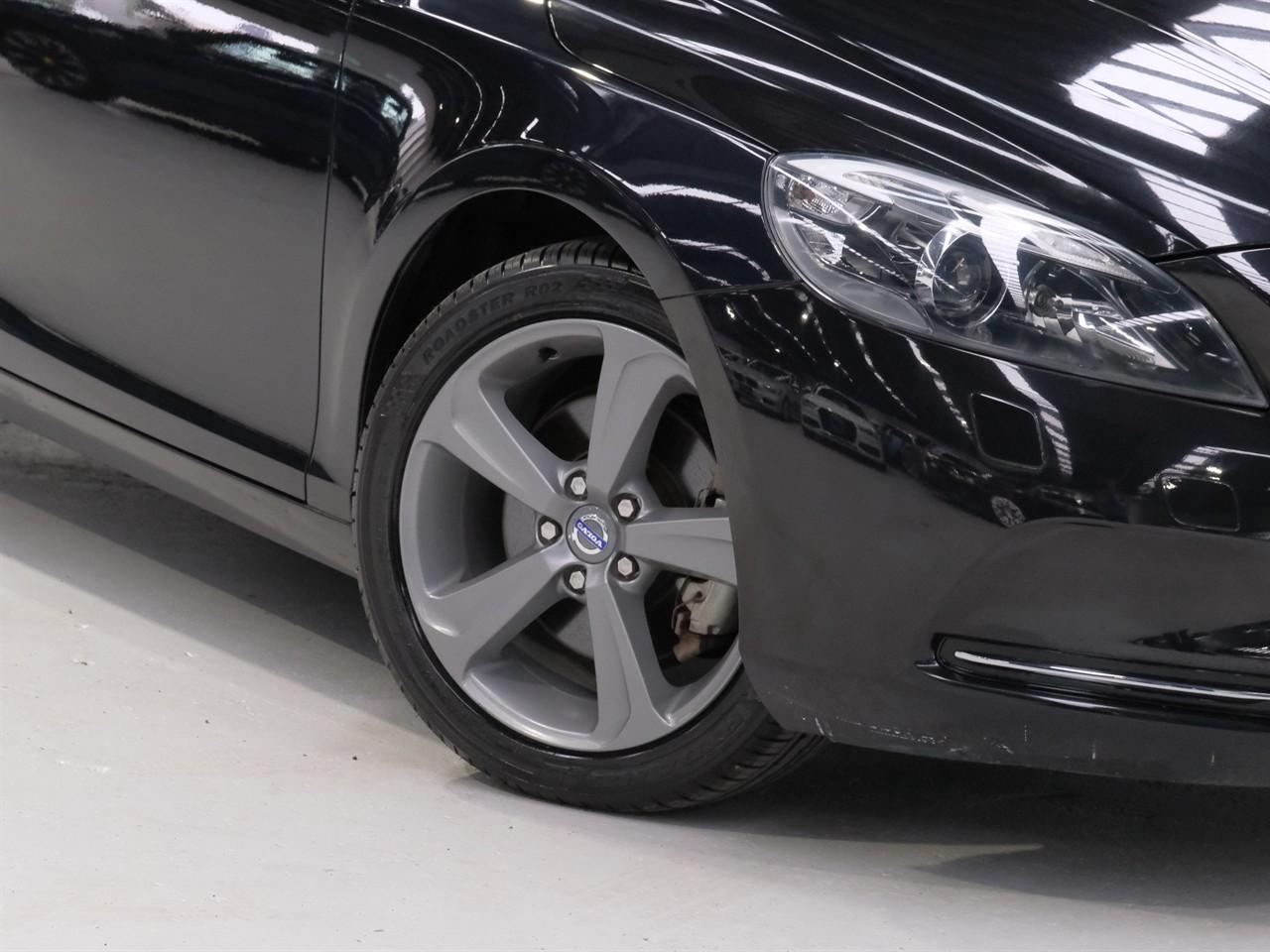 image-8, 2014 Volvo V40 T4 SE at Christchurch