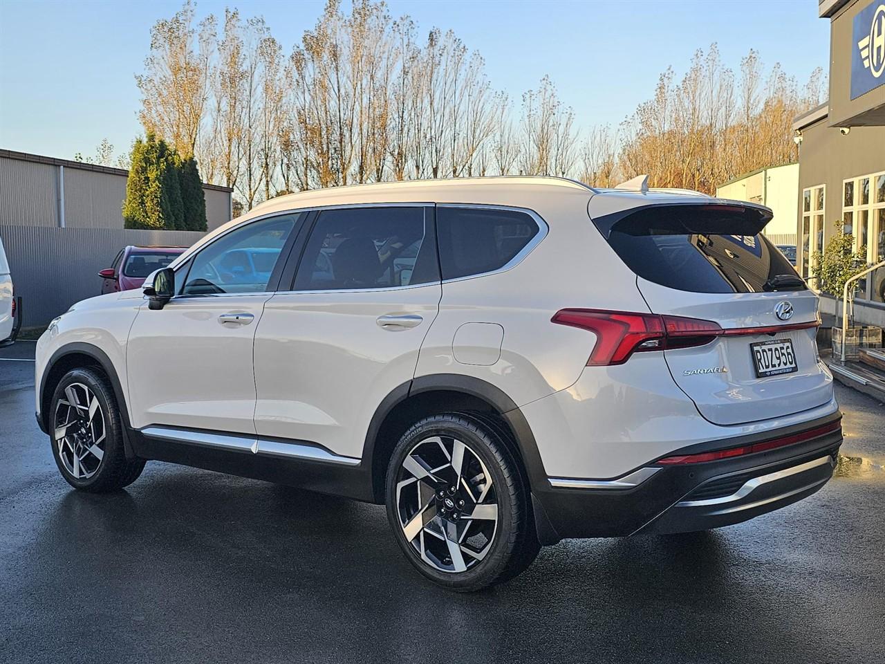 image-3, 2021 Hyundai Santa Fe TM ELITE 2.5P/4WD at Waimakariri