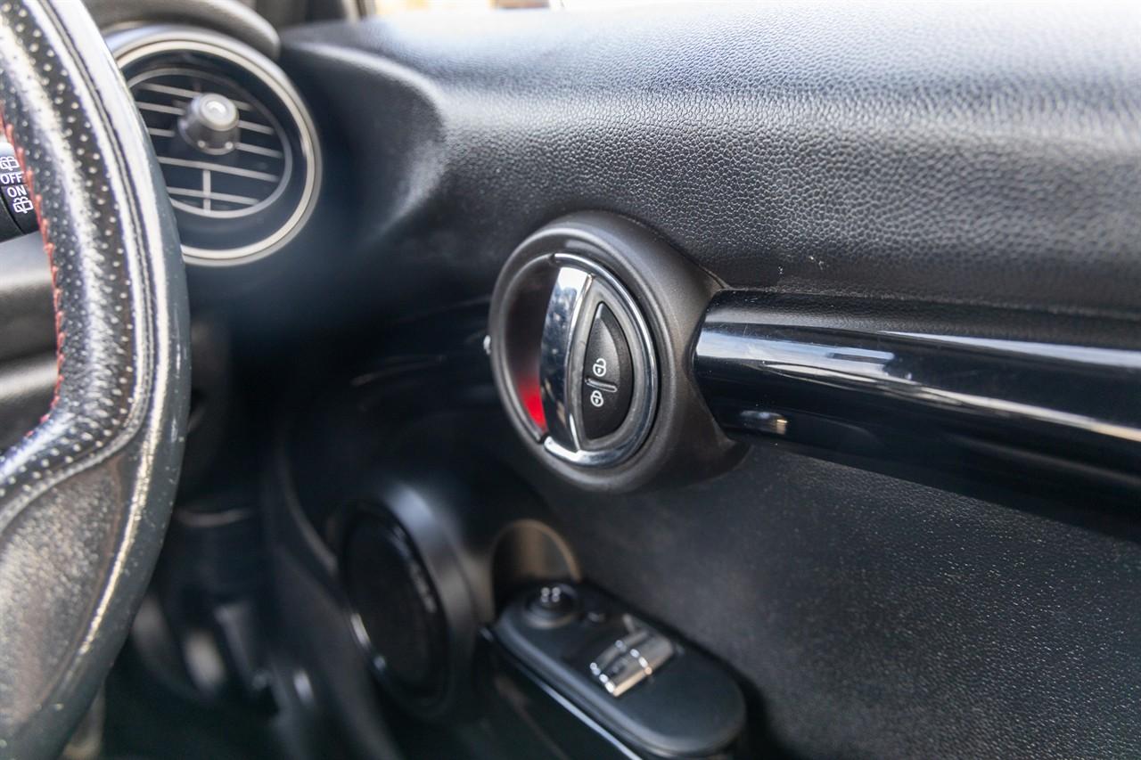 image-18, 2016 Mini Hatch COOPER S 2.0P/6AT/H at Dunedin