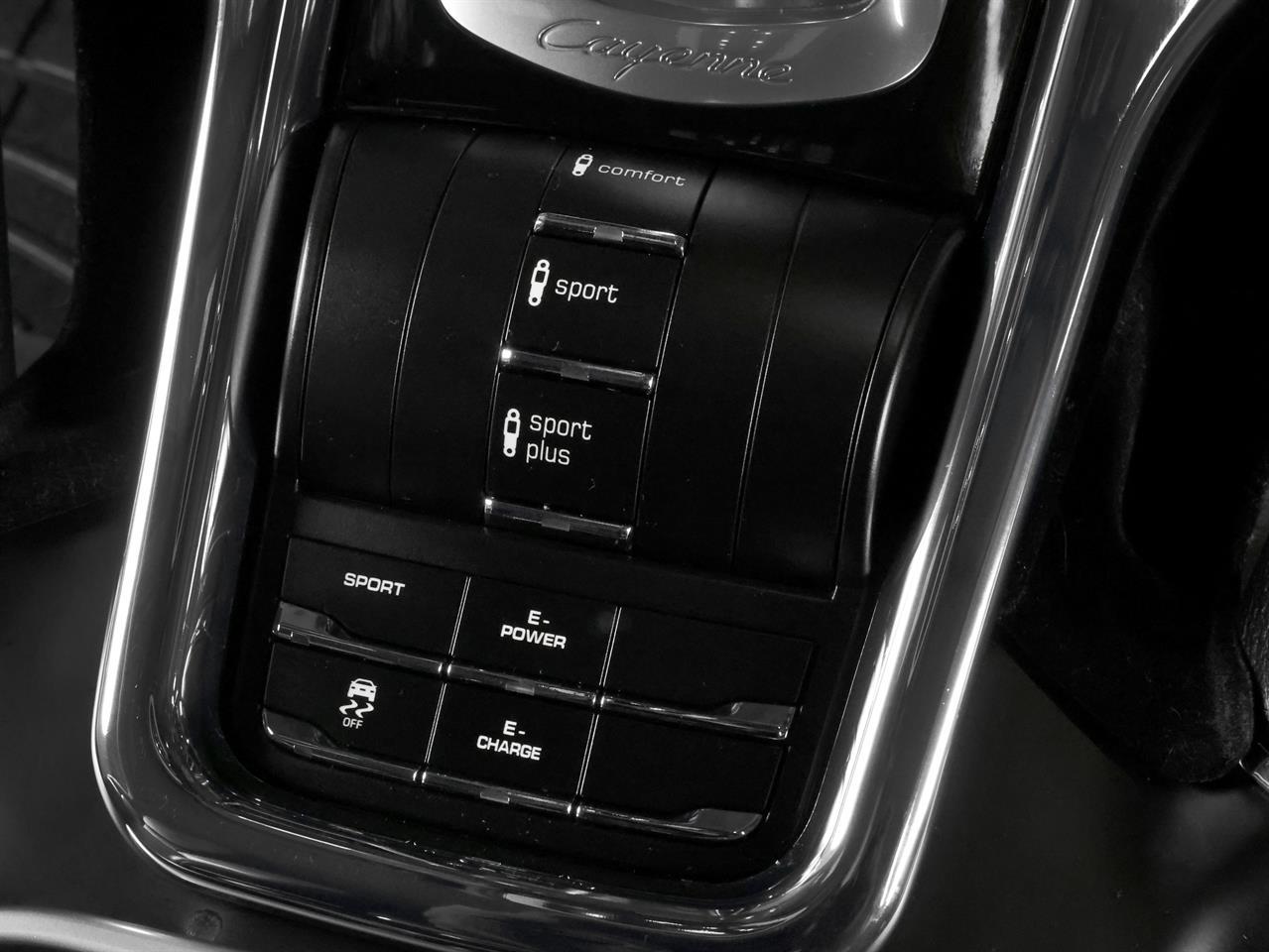 image-13, 2016 Porsche Cayenne S E-Hybrid 'Platinum Edition' at Christchurch