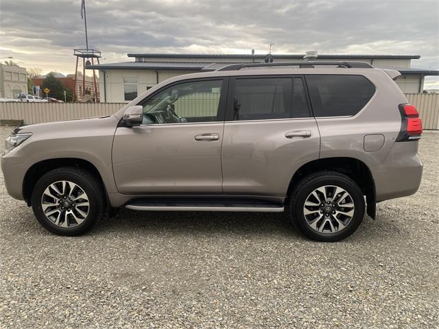 image-1, 2023 Toyota Land Cruiser Prado Vx 2.8Dt/4Wd/6At at Waimakariri