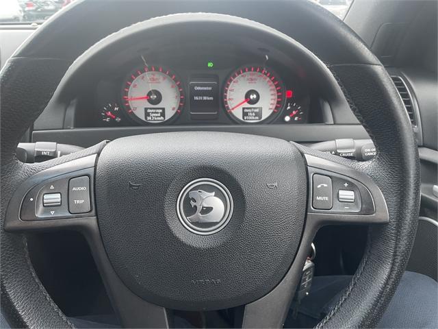 image-17, 2007 Holden Commodore HSV Clubsport R8 V8 Mt at Dunedin