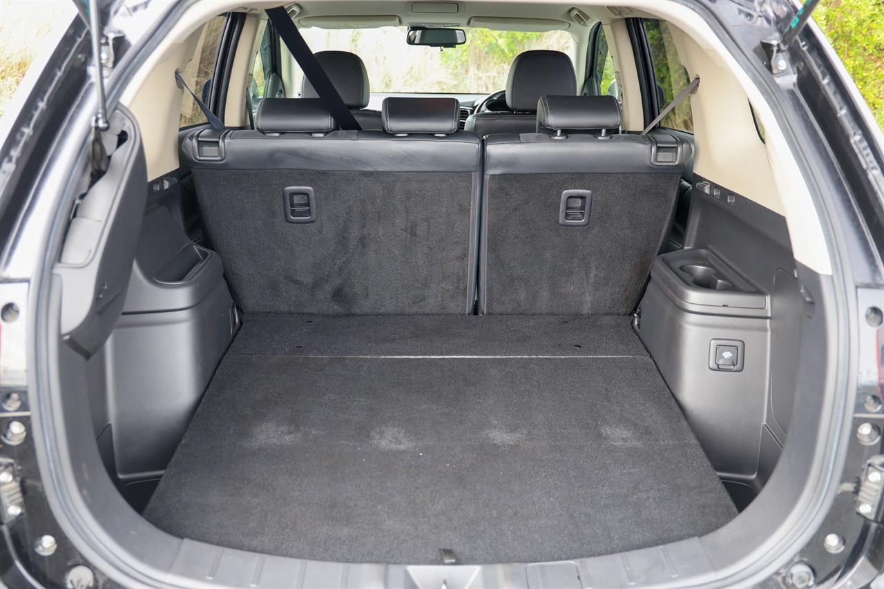 image-7, 2015 Mitsubishi Outlander G Spec Phev No Deposit F at Dunedin