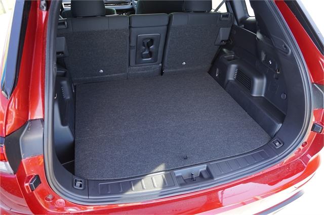 image-17, 2025 Mitsubishi Outlander PHEV LS 4WD at Dunedin