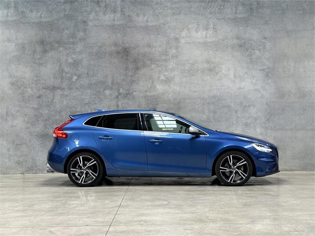 image-3, 2018 Volvo V40 T5 R Design at Queenstown-Lakes