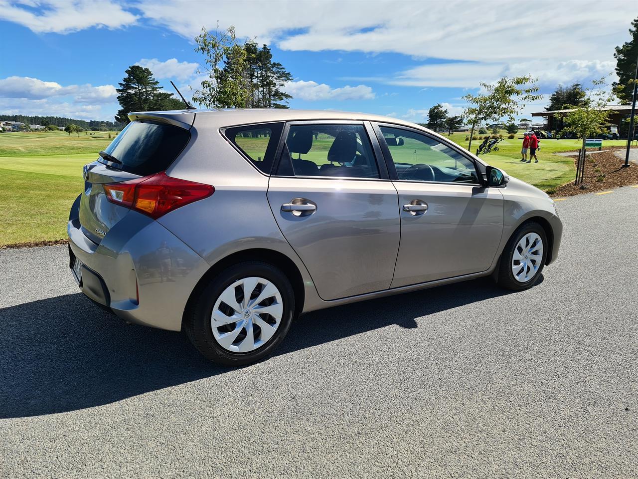 2014 Toyota Corolla GX 1.8P Hatch CV on handshake